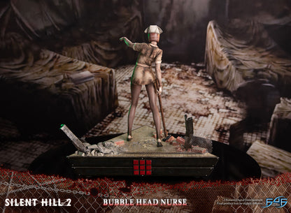 SILENT HILL 2 - BUBBLE HEAD NURSE